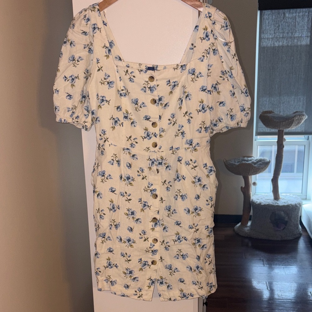 Floral Button-Down Dress with pockets